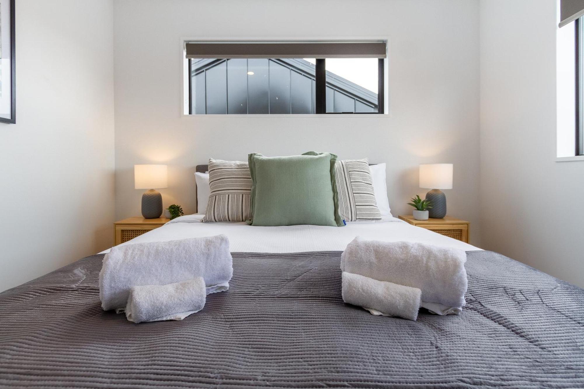2Br Townhouse: Cosy, Close To City, Car Park Christchurch Exterior foto
