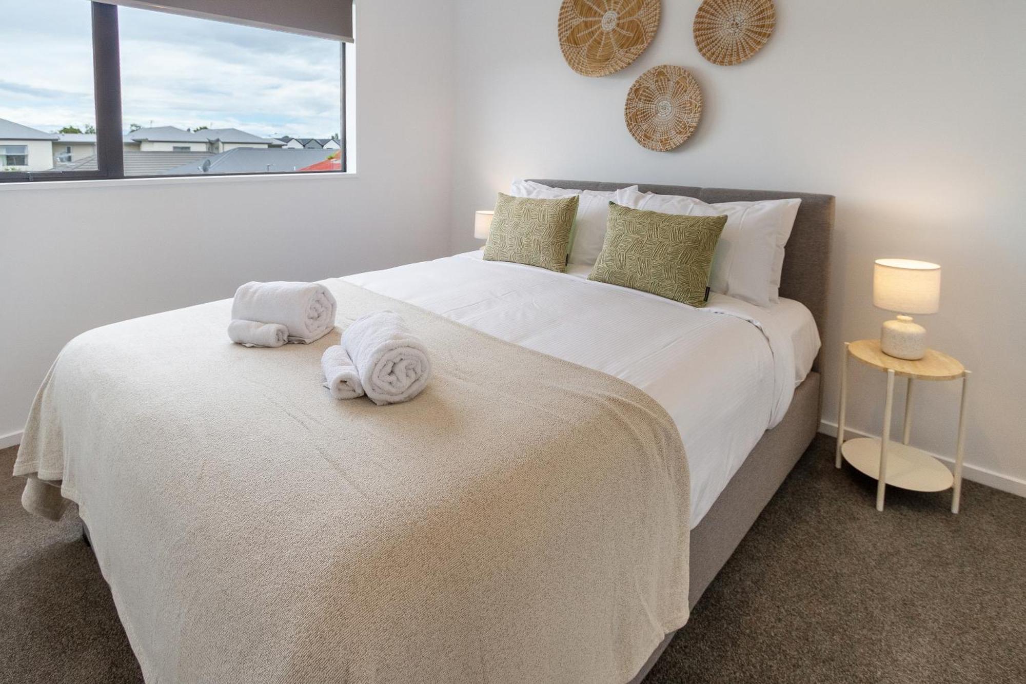 2Br Townhouse: Cosy, Close To City, Car Park Christchurch Exterior foto